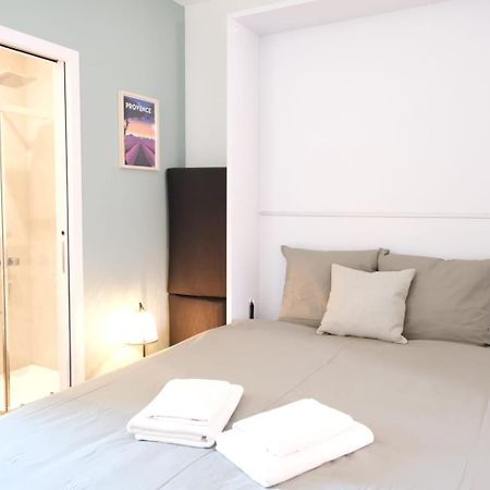 Studio Renove Avec Belle Terrasse 普罗旺斯地区艾克斯 外观 照片